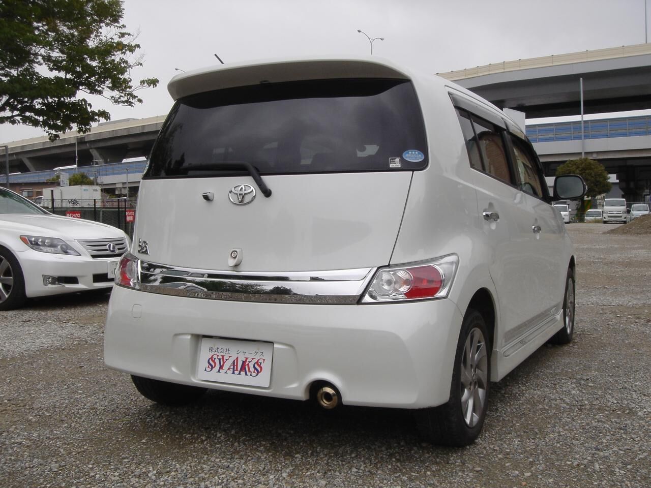 57d4b51439772e0ce26063aeed76615e1